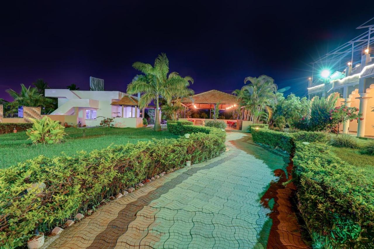 Royal Garden Brindavan Resort Krishnarajasagara Dış mekan fotoğraf