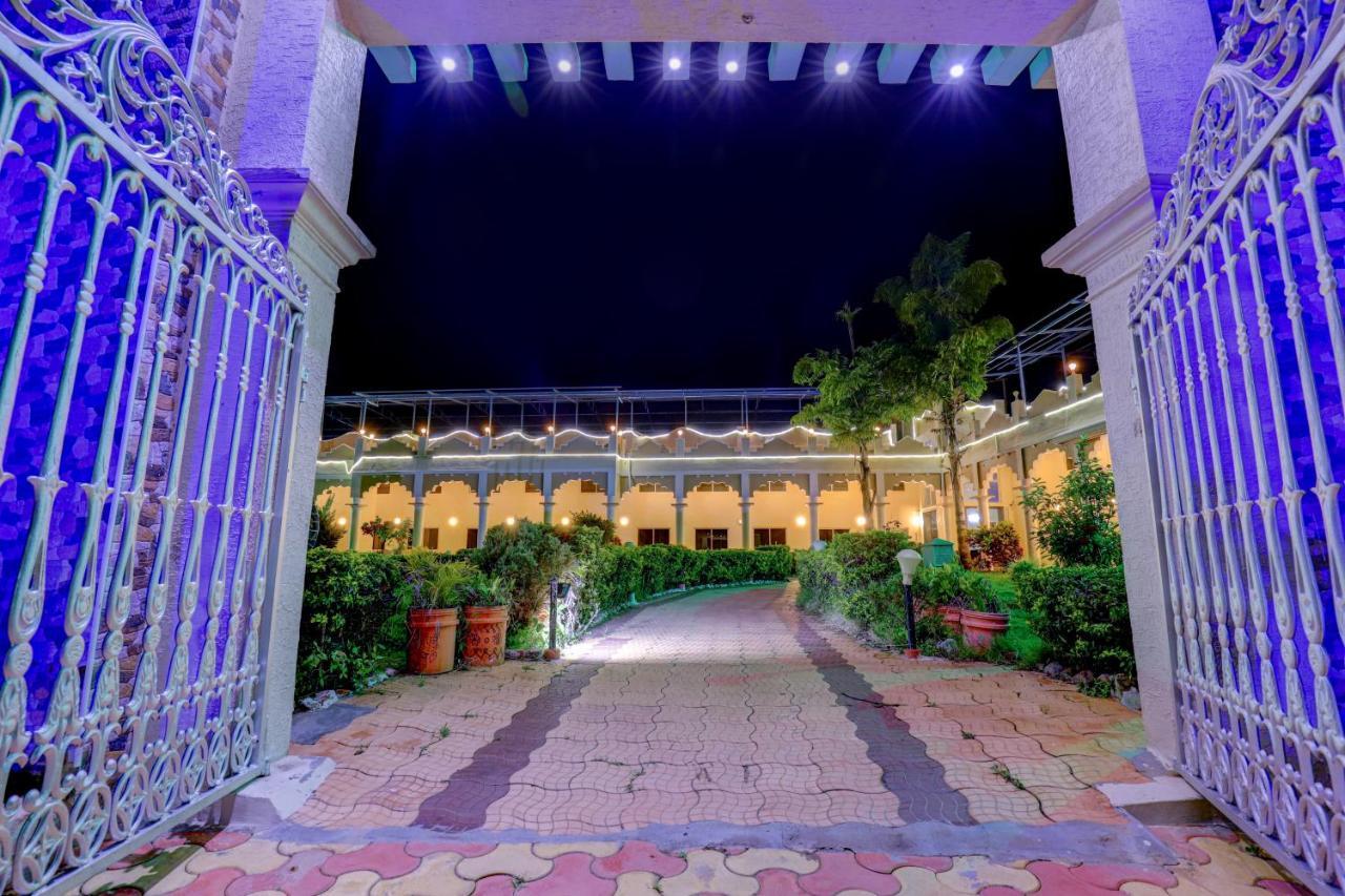Royal Garden Brindavan Resort Krishnarajasagara Dış mekan fotoğraf